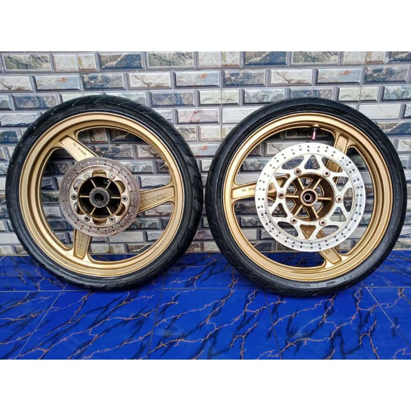 velg original copotan ninja Rr new