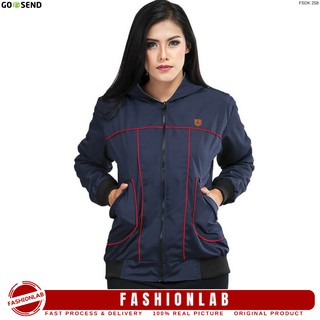 43 Koleksi Model Jaket Wanita Parasut Terbaru