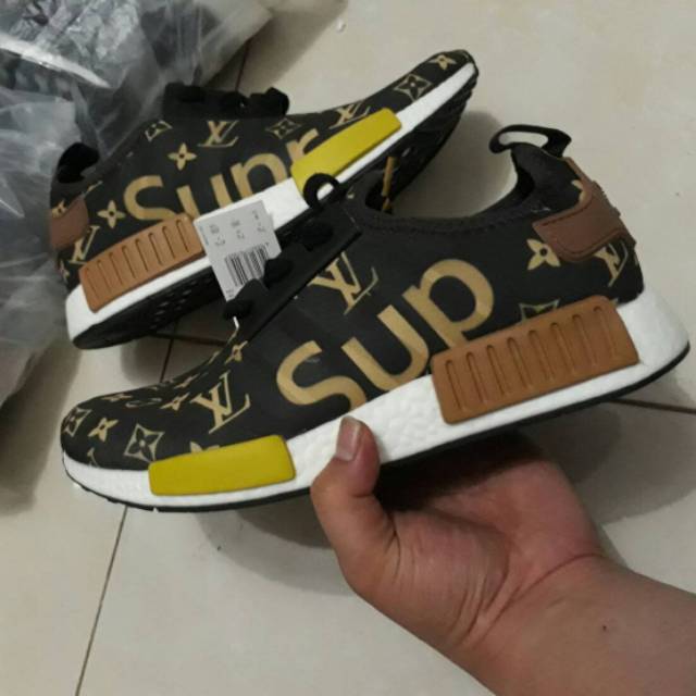 SEPATU ADIDAS R1 SUPREME X LV PREMIUM ORIGINAL. SEPATU ADIDAS MURAH. SEPATU LV PREMIUM