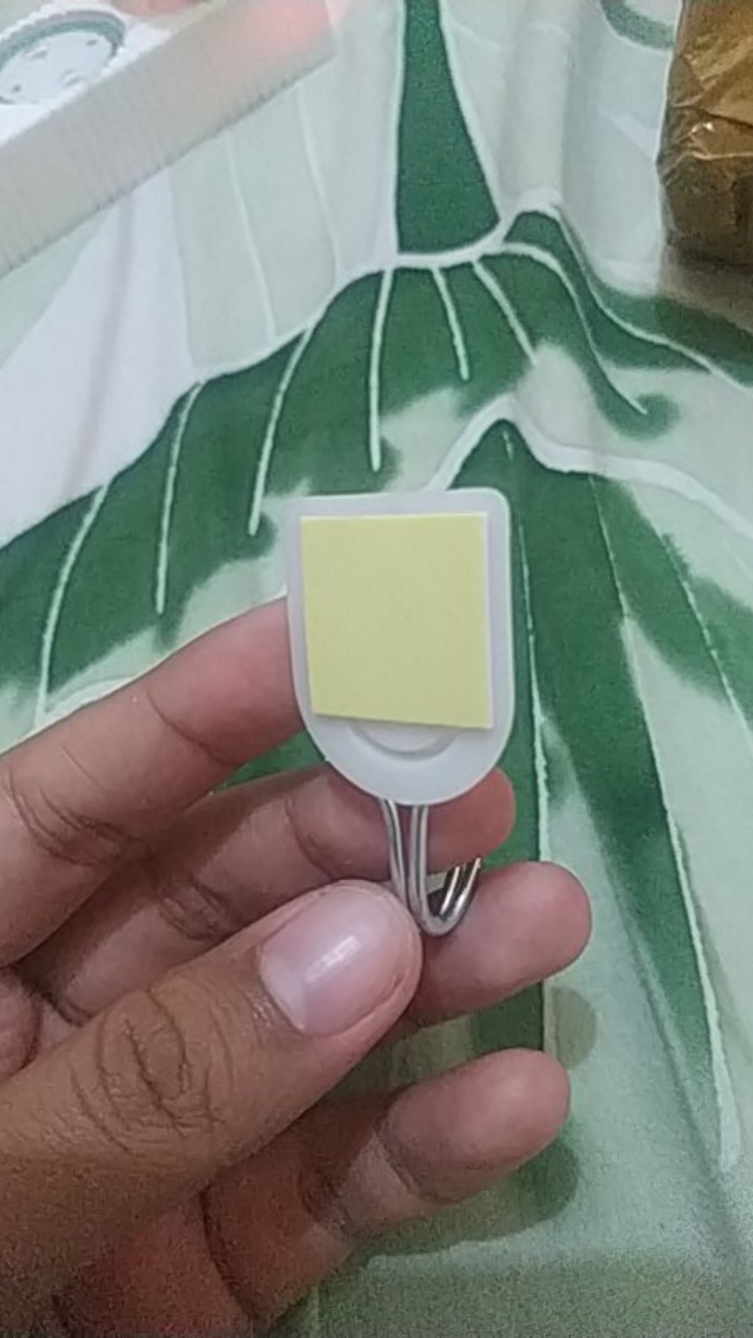 Gantungan Hook Kail Multifungsi Serbaguna Kecil Mini Tempel Untuk Kunci Topi Cantelan