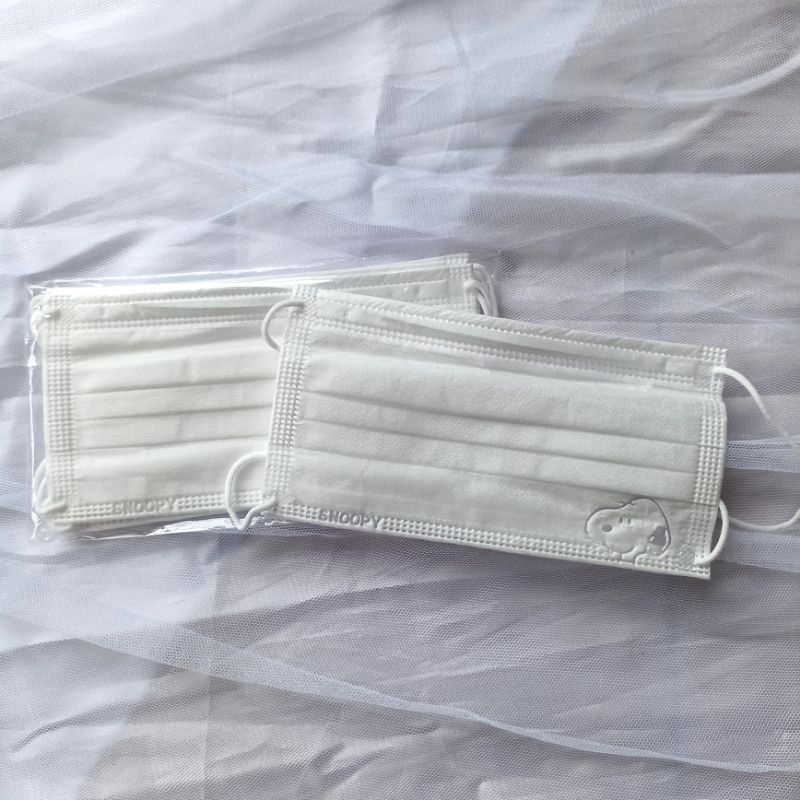 Masker Snoopy Jungwoo