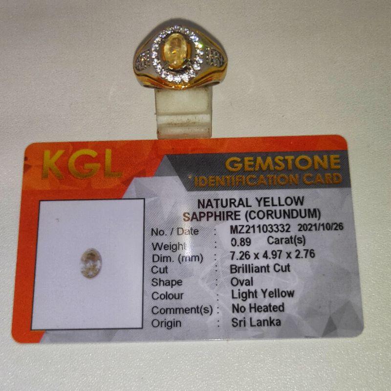 Yellow Safir Ceylon Srilanka