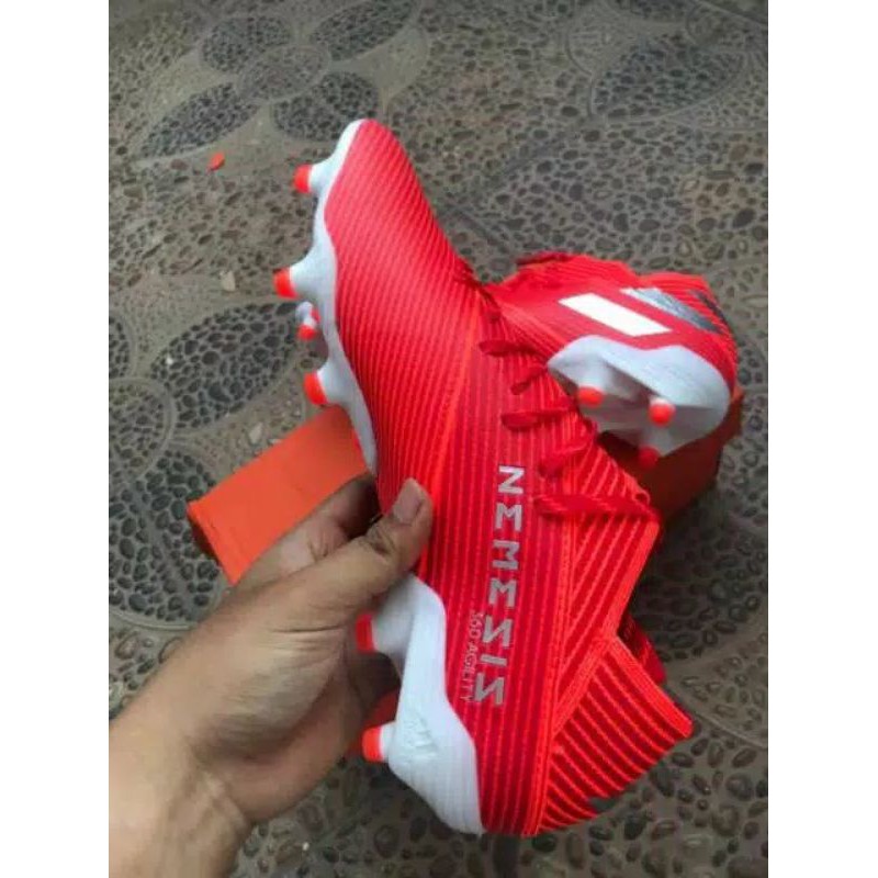 Sepatu Bola Adidas Nemeziz