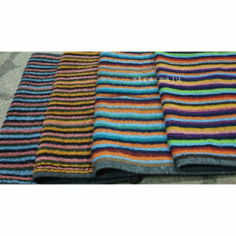 Keset Kamar Mandi Stripe Salur 40x60 Warna Tua Random