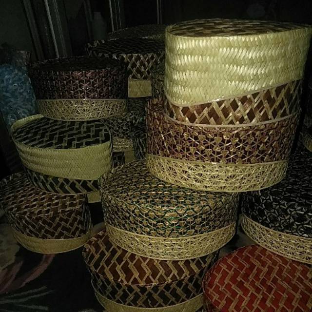 songkok anyaman bambu