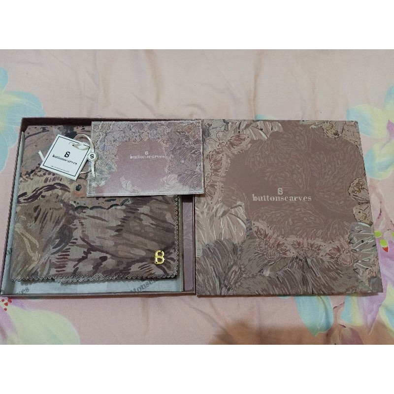 Preloved Buttonscarves Farsha old rose