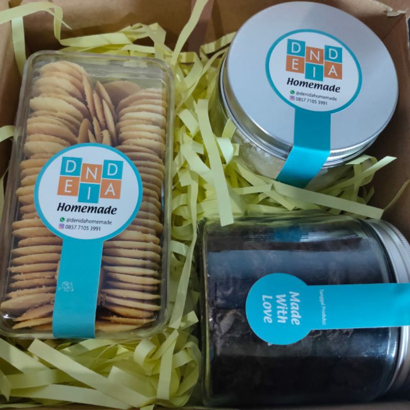 

HAMPERS IDUL FITRI | GIFT BOX | COOKIES HAMPERS ISI 3 TOPLES