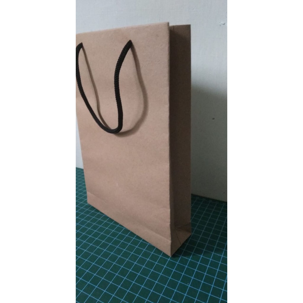 

Paper bag ukuran besar