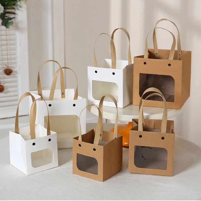 

Paperbag/Kantong Kado/Tas Berbentuk