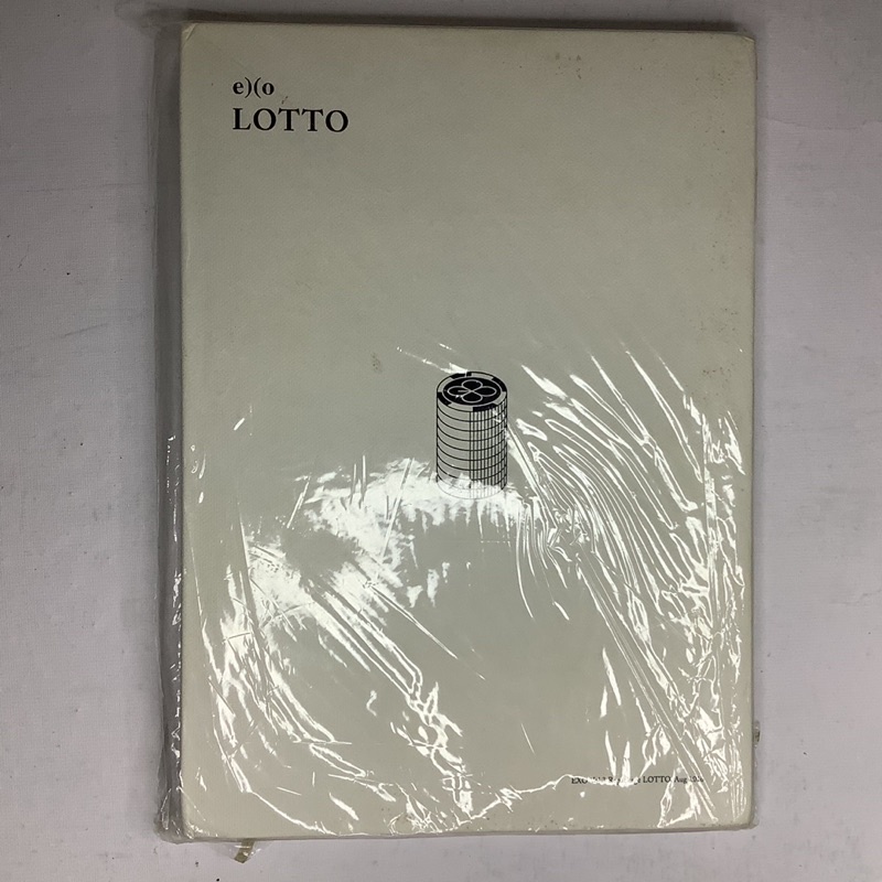 Album EXO Lotto