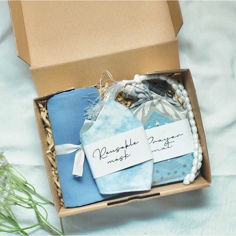 

HAMPERS LEBARAN/GIFT BOX