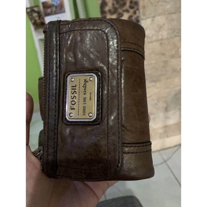 (SOLD) Dompet Fossil Emory Short