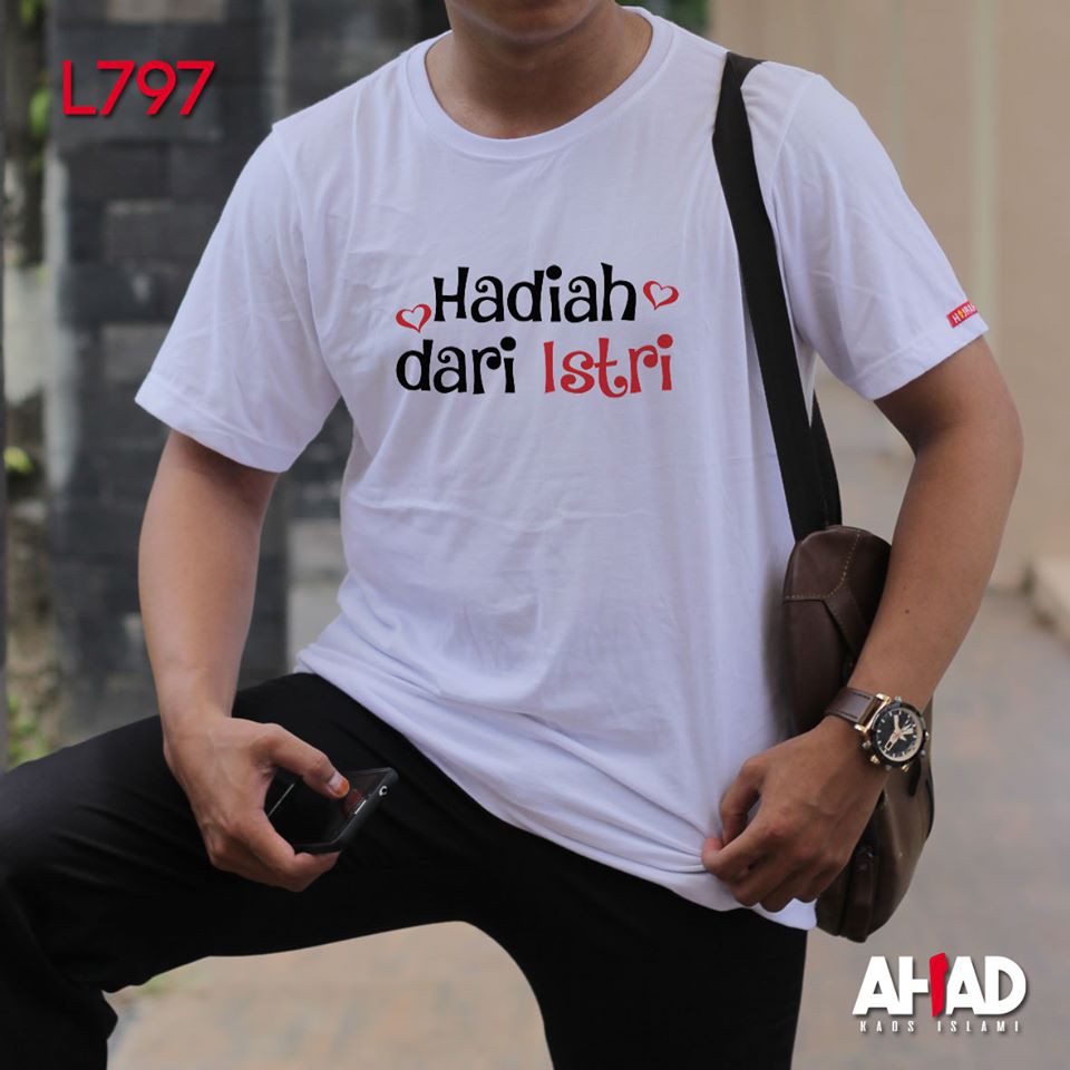 Kaos Islami Ahad - Hadiah Dari Istri