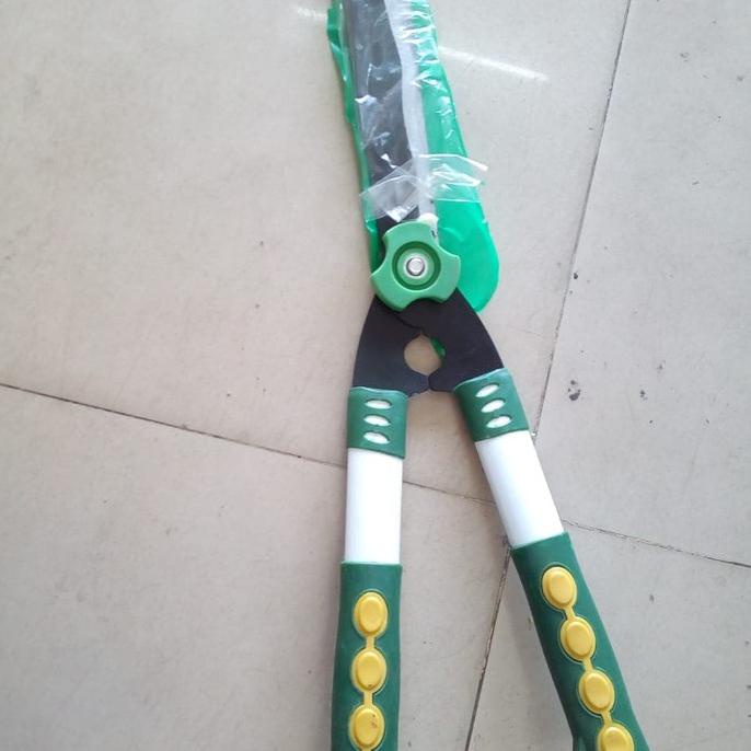 Gunting Tanaman Besar/Gunting Pagar Gagang Fiber