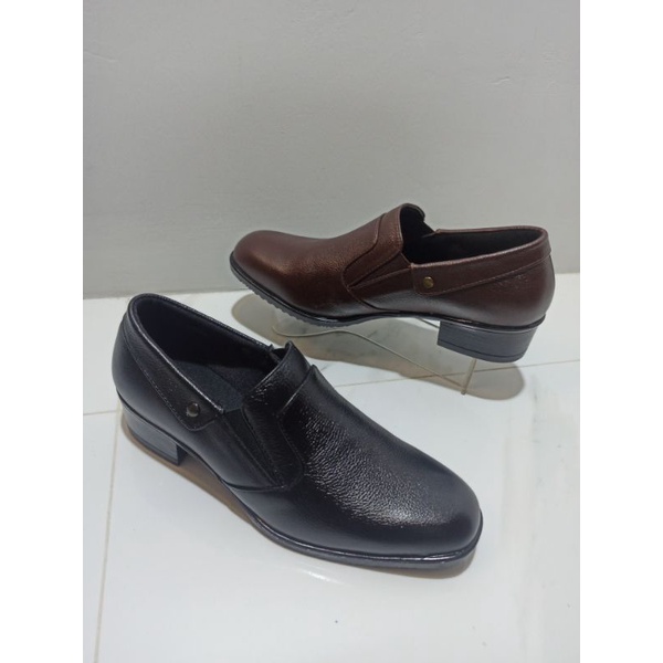 Scorpion Sepatu Semi Boot Wanita Bahan Kulit Asli 2752 Hitam