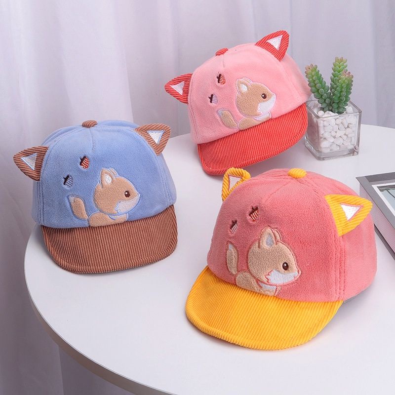 TOPI IMPORT 3D SQUIRREL PEANUT