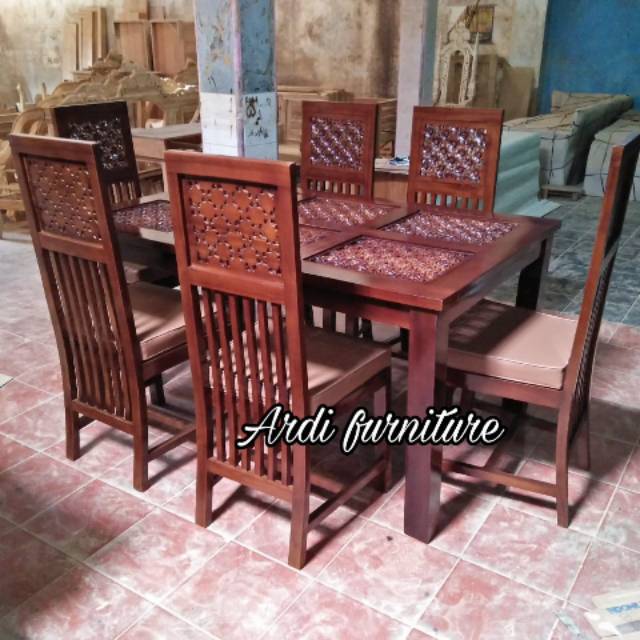 Meja makan 6 kursi sofa ukir jepara