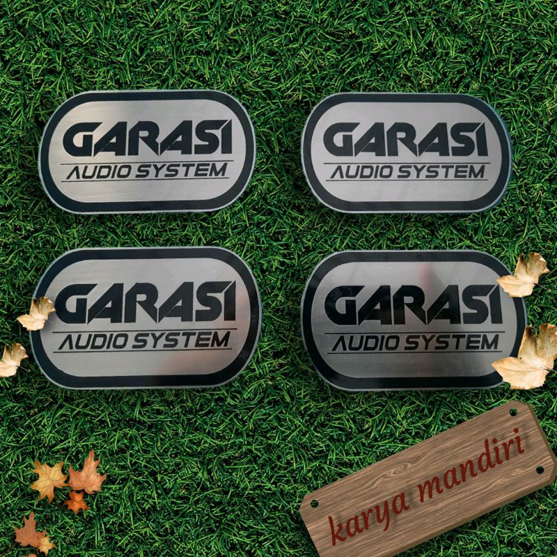 

Nametag Plat Stainless Custom | Nametag Stainless Etching Grafir Logo dan Desain Bebas Bisa Request