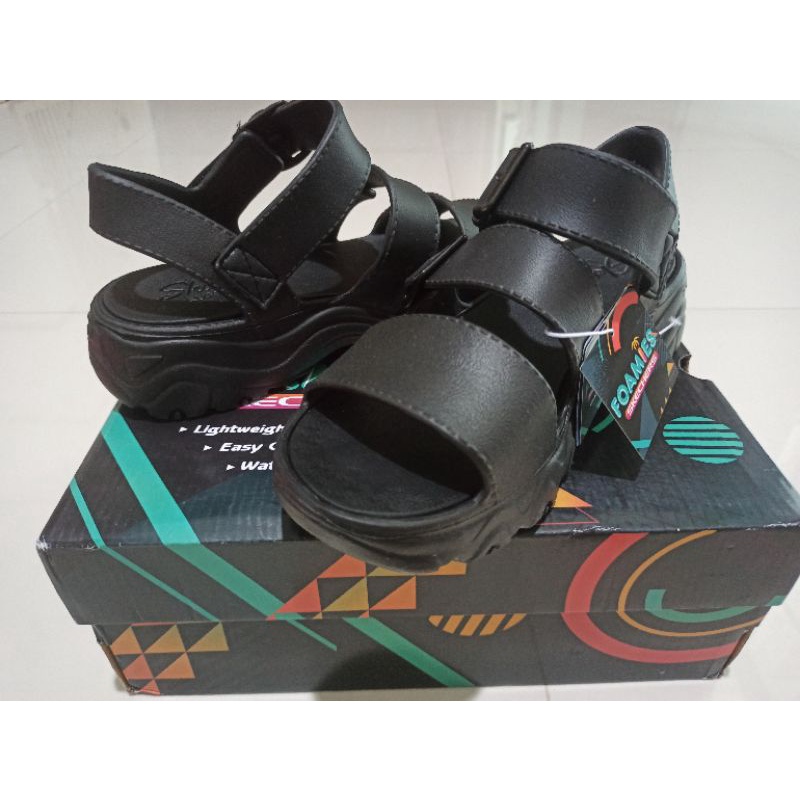 Skechers sandals foamies D'lites 2.0