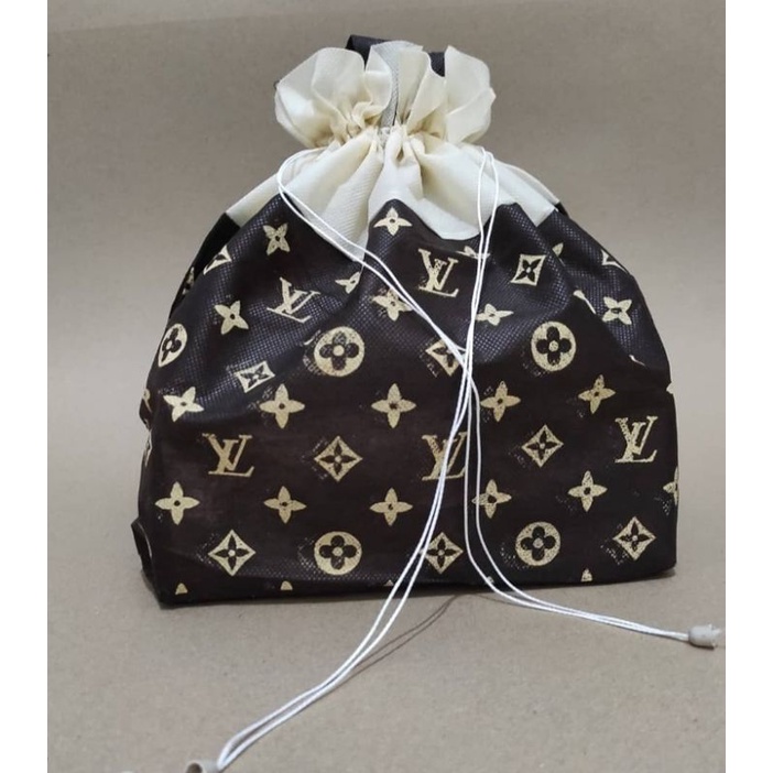 

Tas hajatan Sponbond