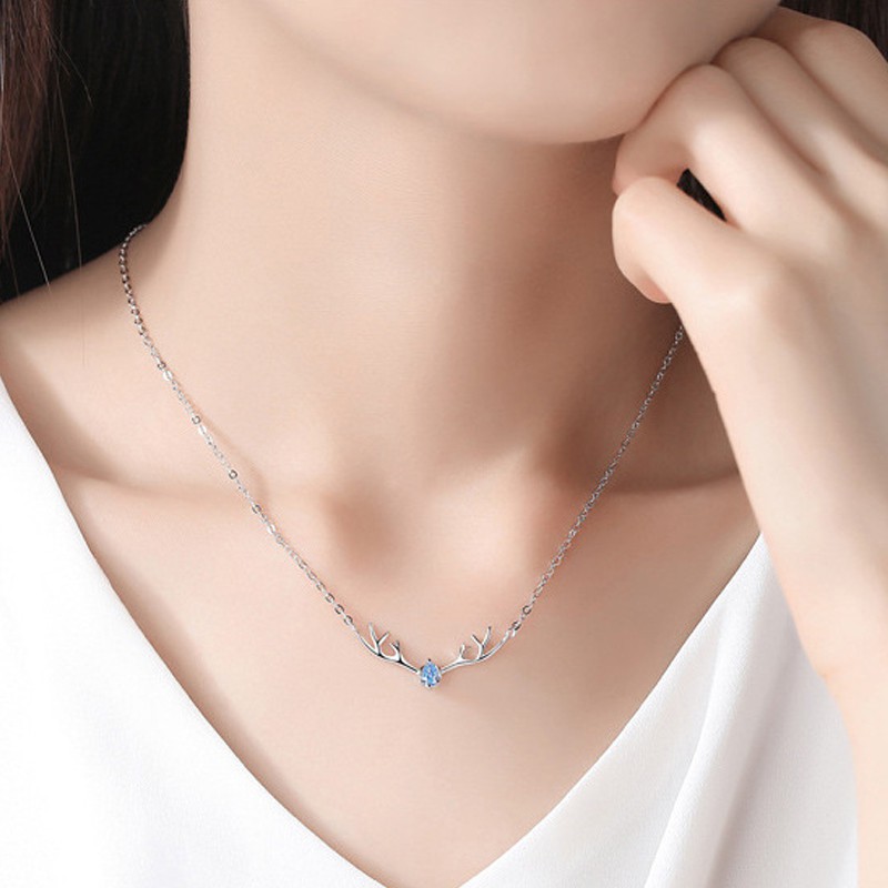 Korean style clavicle chain simple and personalized earrings pendant set