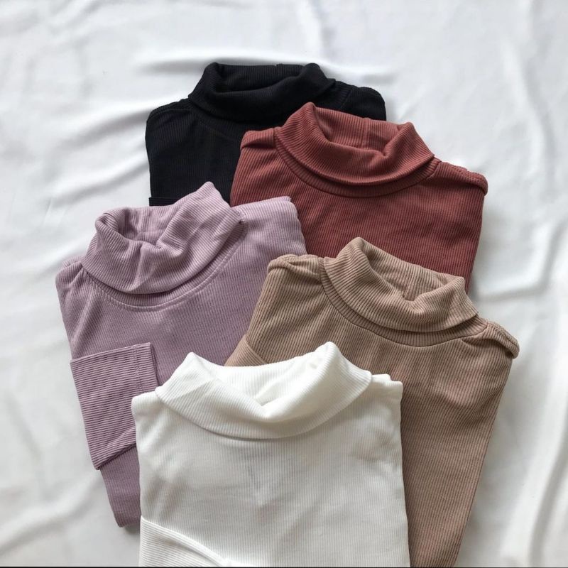 Kaos RIB Turtleneck Krah tinggi wanita