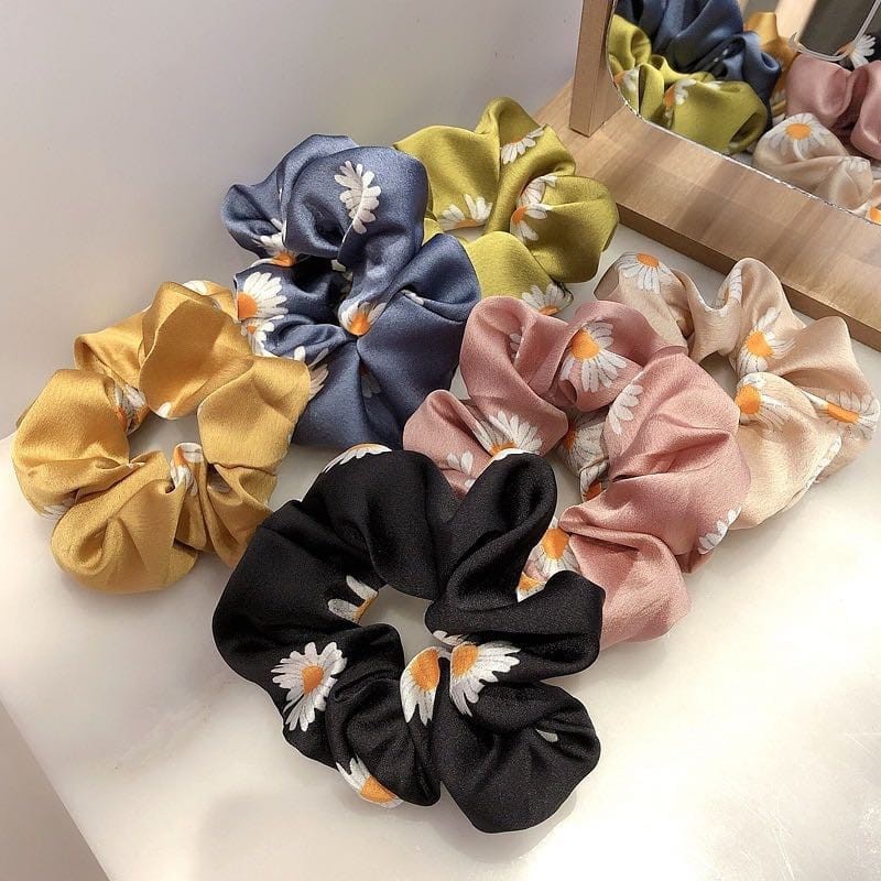 Ikat Rambut Ponytail Model Bunga Daisy Bahan Satin Karet Elastis Gaya Korea Wanita/scrunchie (VC)