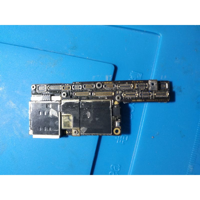 MESIN IPHONE X 64GB MINUS GAK ADA TAMPILAN.KONDISI MESIN HIDUP