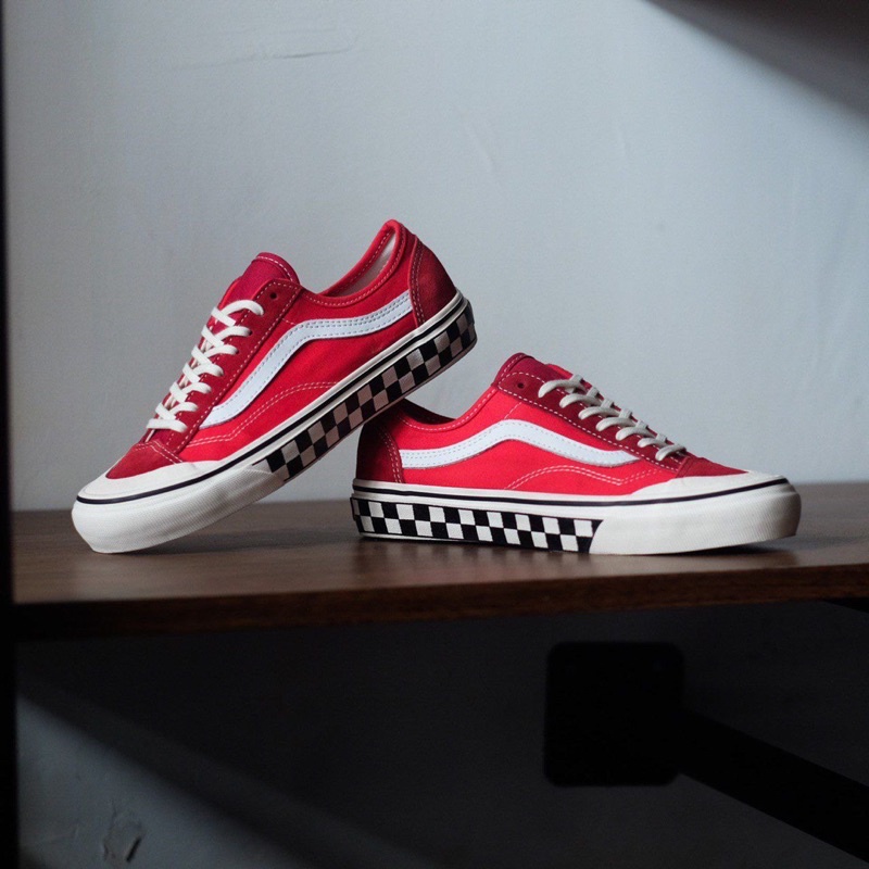 V4NS STYLE 36 DECON SF CHECKERBOARD RED MARSMELLOW