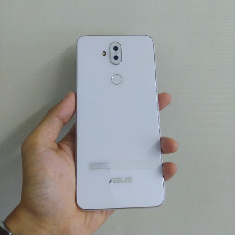 SECOND ASUS ZENFONE 5Q 4/64 MULUS JUAL CEPAT