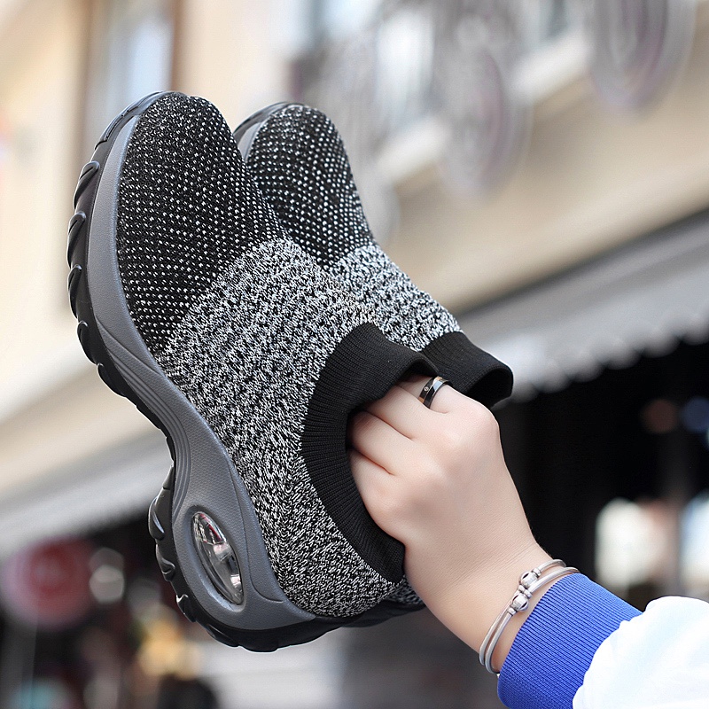 QINGSHUI Sepatu Kets Slip on Wanita Berkualitas Tinggi,Sepatu Cewek Terbaru 2022 Import Korea,Sepatu Sneaker Wanita,Sepatu Lari Wanita Yang Nyaman