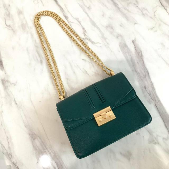 C61331 CHARLES AND KEITH ORIGINAL BAG