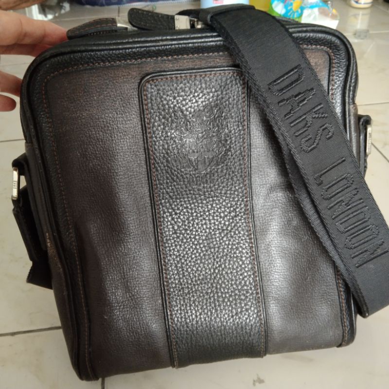 Tas selempang pria Daks original preloved