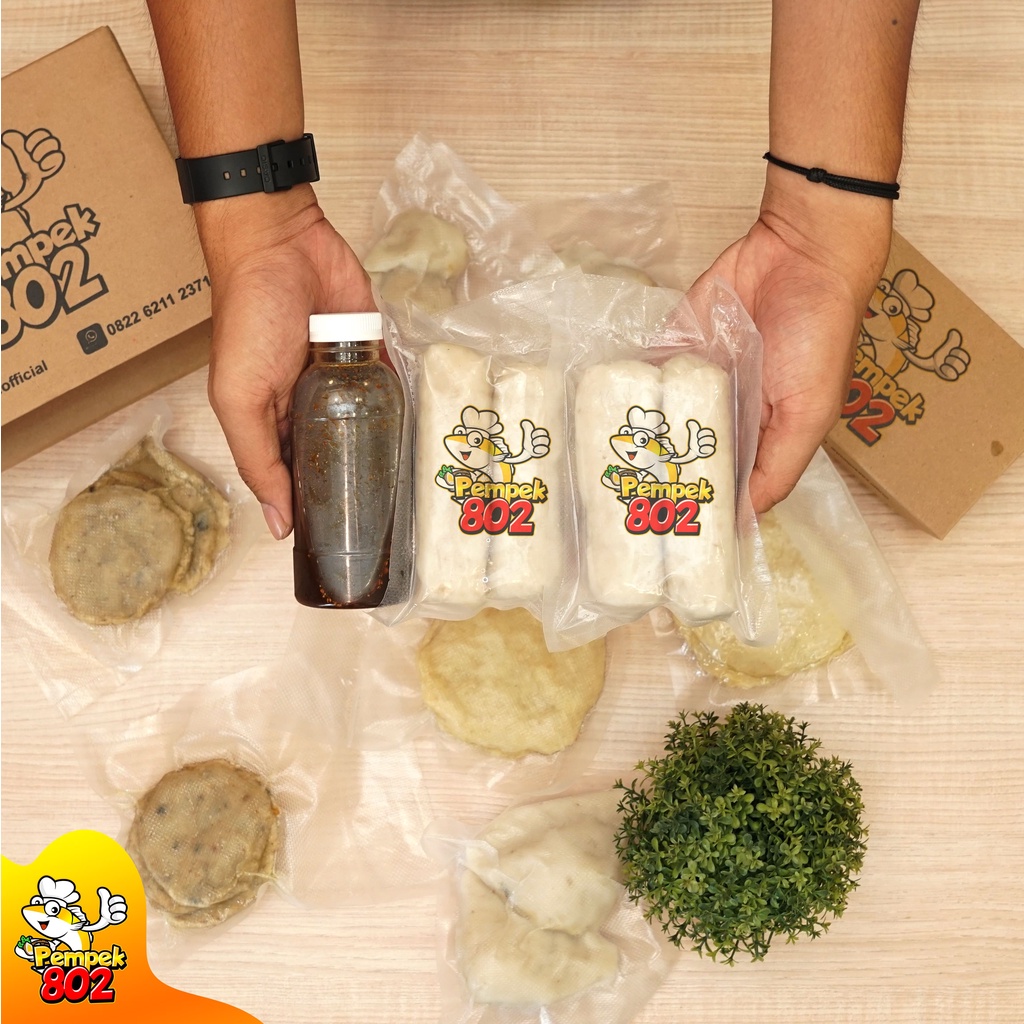 

Pempek Palembang Lenjer isi 2pcs | Frozen Food | Asli Ikan Tenggiri