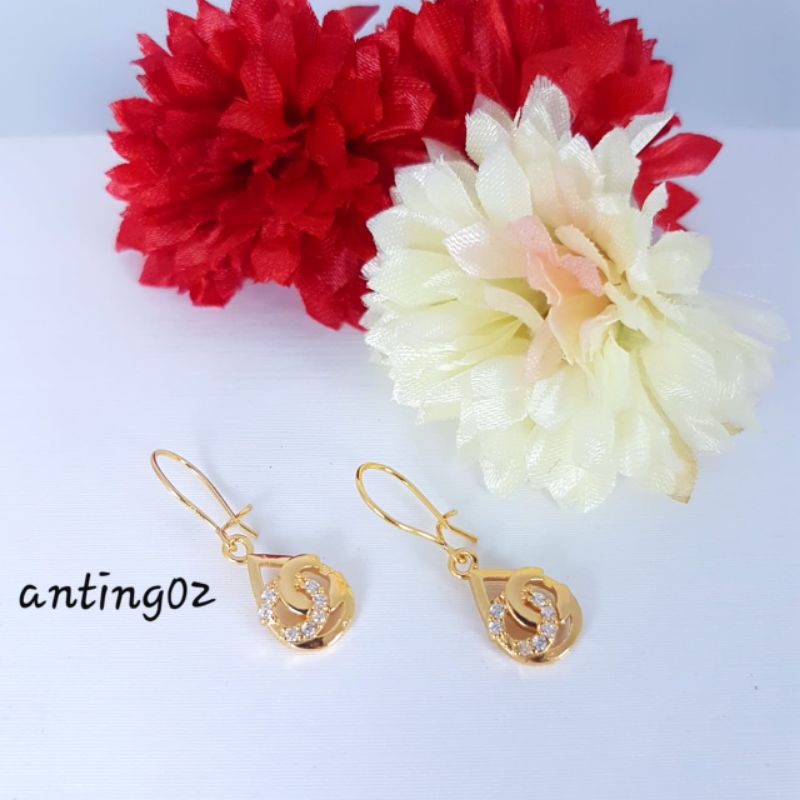 Anting titanium import kode 09,awet,tahan lama