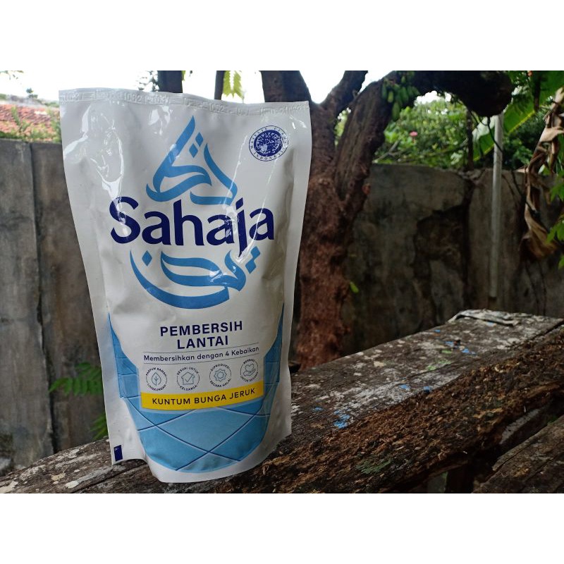 SAHAJA PEMBERSIH LANTAI 730ML