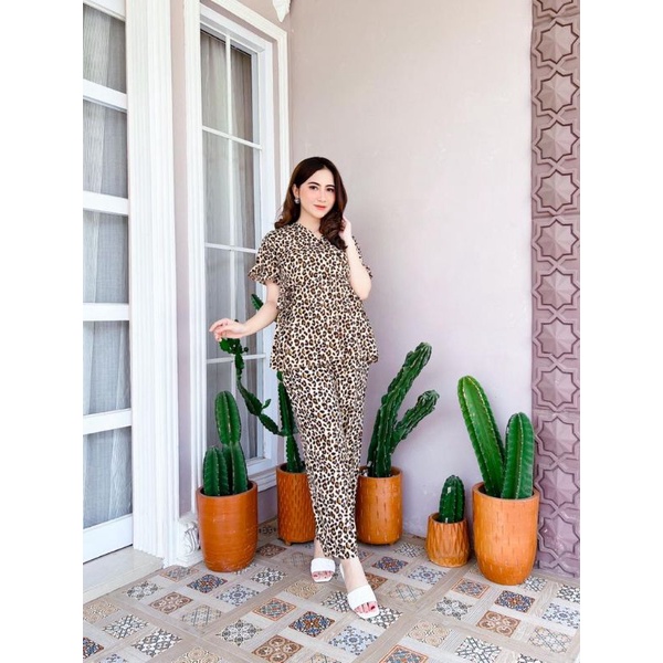 one set kimono by kanaya