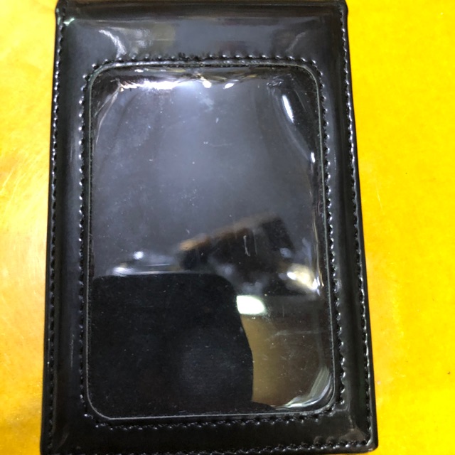 

Dompet ID card kulit sintetis