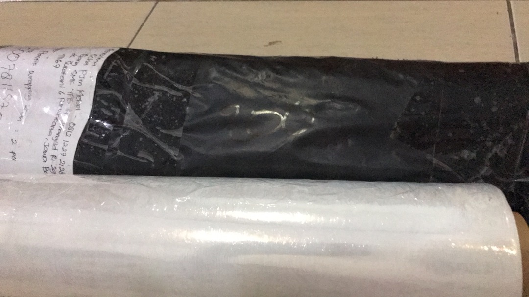 Plastik Wrapping 200m X 50cm/ Stretch Film 17 Micron
