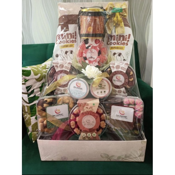 

Parsel Parcel Hampers Hamper Bingkisan Hantaran Lebaran Hari Raya Iedul idul Fitri