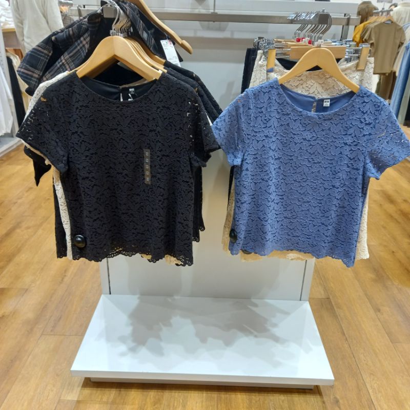 UNIQLO ORIGINAL NEW Blouse Brokat Lengan Pendek Katun Linen Putih Hitam Gray SALE GARANSI TERMURAH