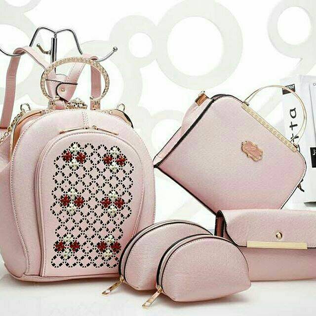 Tas Ransel paris hilton