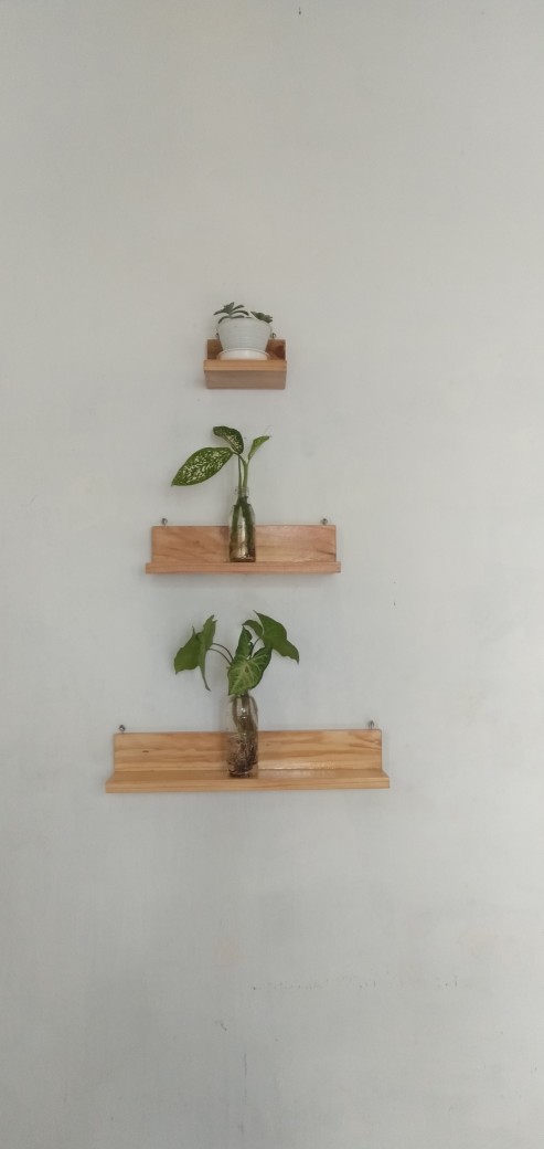 Rak Dinding Kayu Jati Belanda Wall Shelves Dekorasi Interior Rumah