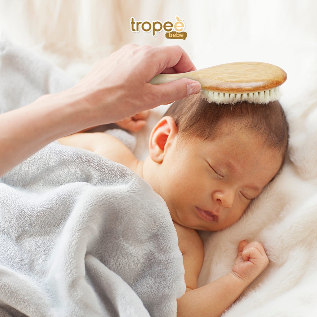 Tropee Bebe - Sisir Bamboo (Hair brush &amp; Comb Premium Set)