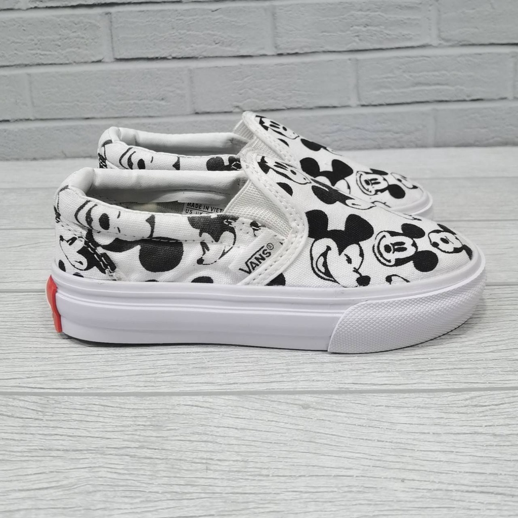 Sepatu Sneakers Vans Anak / Kids Vans Slip On - Mickey Mouse Putih / Cream