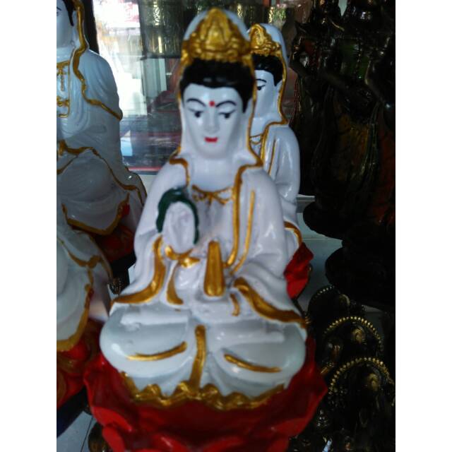 Rupang Dewi Kwan in small