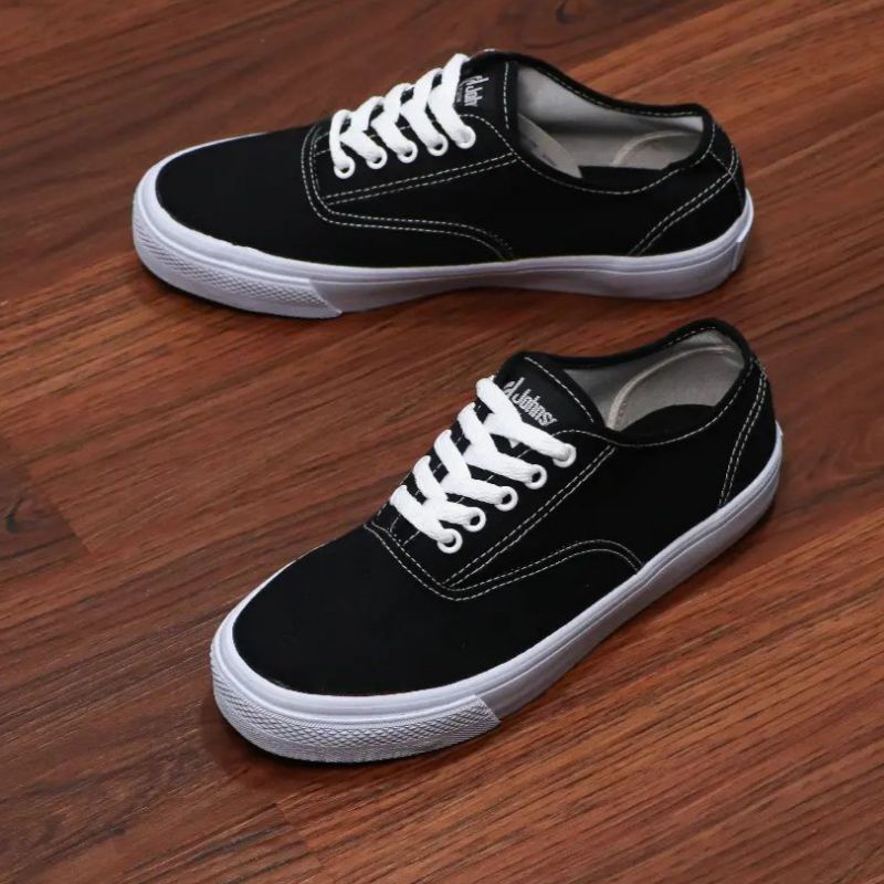 Sepatu johnson astro black white - jhonson milky original