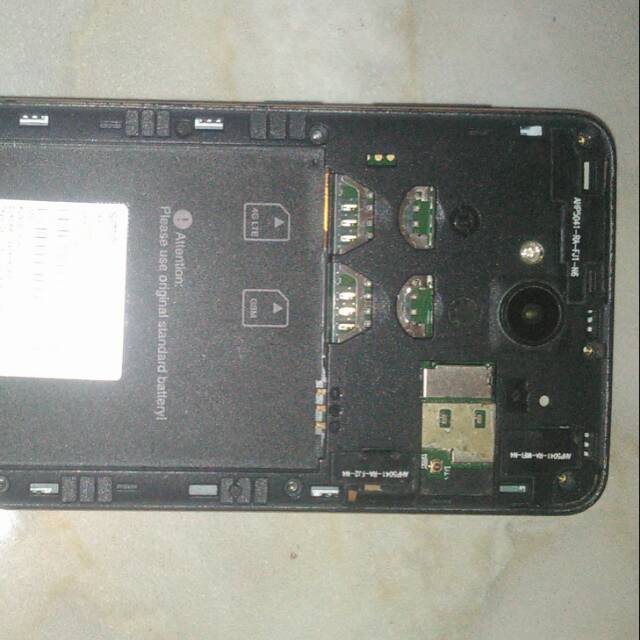 Smartfren Andromax e2 plus minus