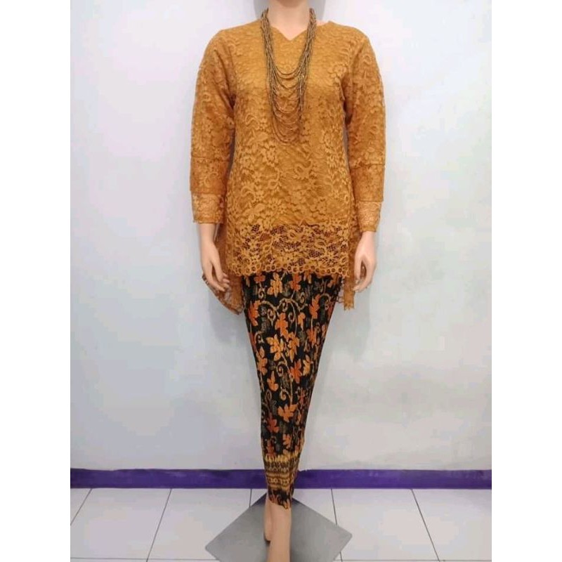 IndahKebaya | REAL PICTURE KEBAYA WAKA WAKA / MIX ROK PLISKET BATIK JUMBO / WISUDA / PESTA /TERLARIS