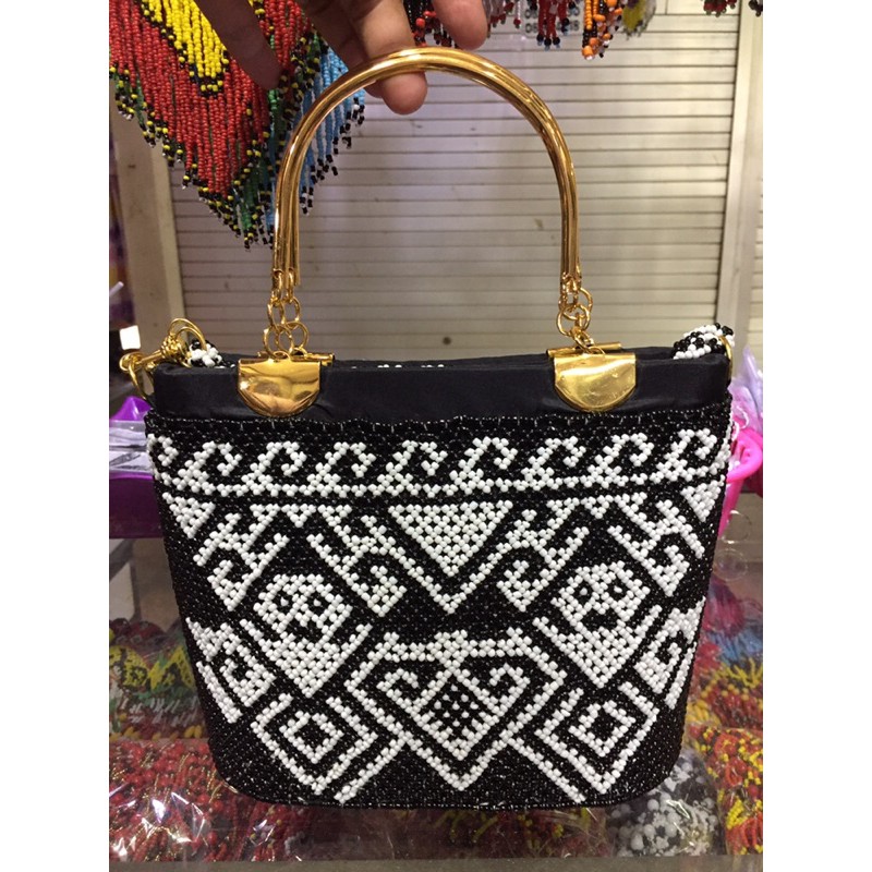 TAS MANIK UBAQ HITAM PUTIH